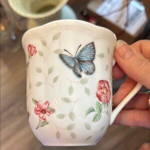 Set of 2 Vintage Lenox Mugs